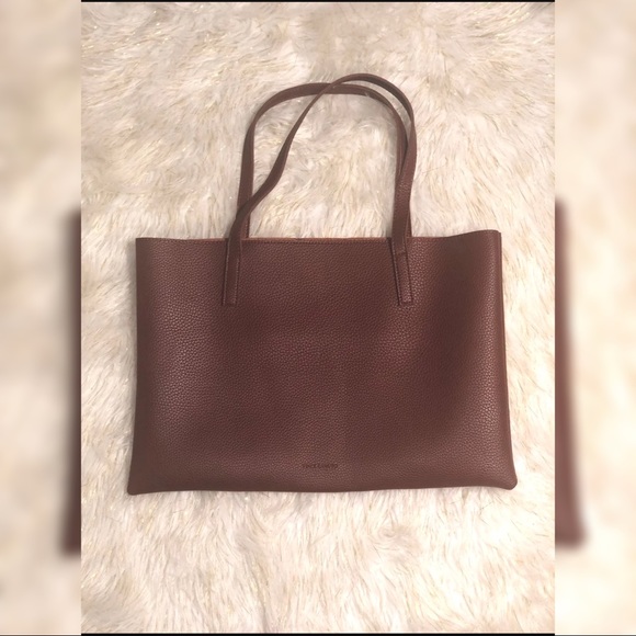 BNNBU-Exclusive-Vince Camuto-Red Desert Tote - Picture 7 of 8